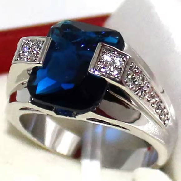 Elegant Blue and Silver Women's Ring - Picture 1 of 4